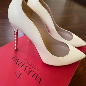 Valentino Cream/Gold Studded Heels